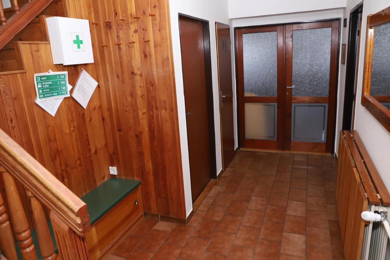 Ubytovanie Viktoria Dunajska Streda Bagian luar foto